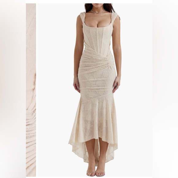 HOUSE OF CB
Cesca Floral Ruched
High-Low Corset Dress - Picture 3 of 6